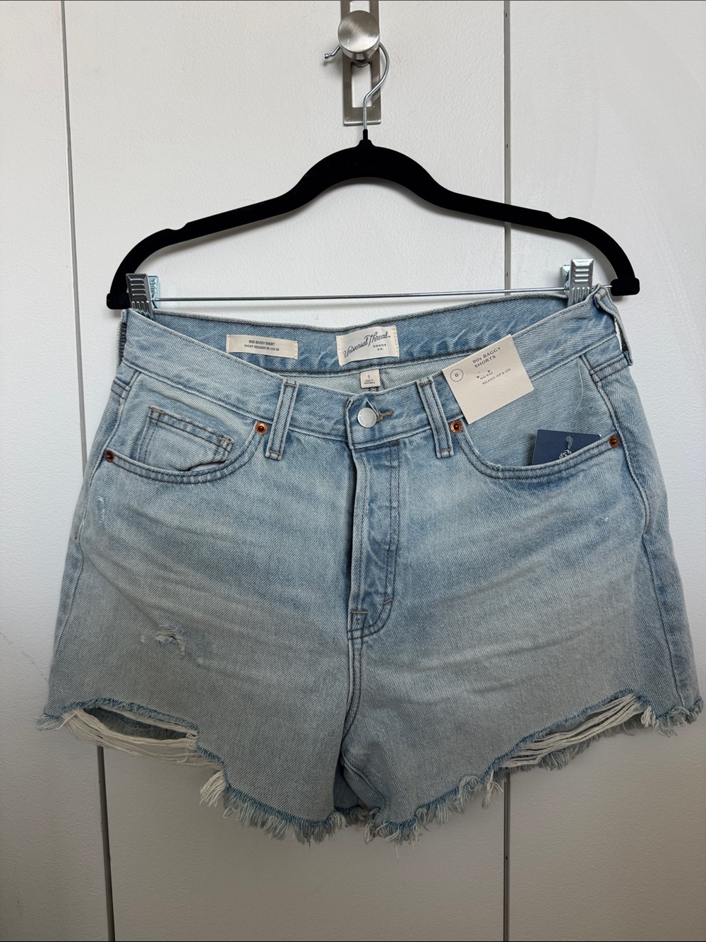 Light Wash Frayed Hem Denim Shorts